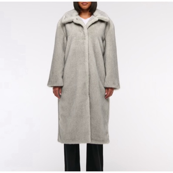 Abercrombie & Fitch Jackets & Blazers - ABERCROMBIE & FITCH Grey Faux Fur Coat